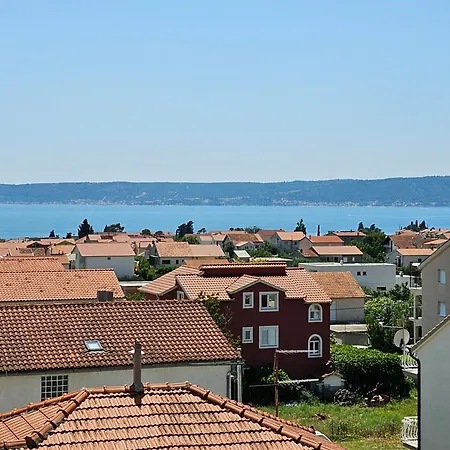 Mamut * Kastela