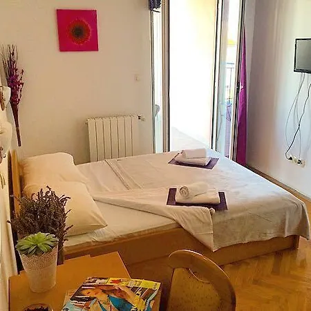 Guest house Mamut *