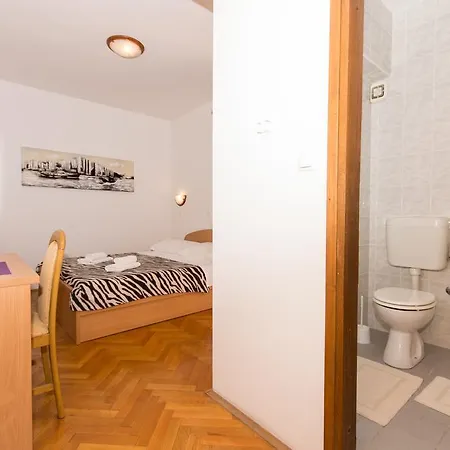 Mamut Guest house *
