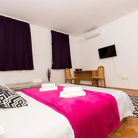 Guest house Mamut