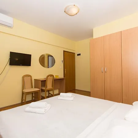 Guest house Mamut Kastela