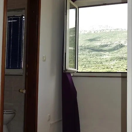 Mamut Guest house